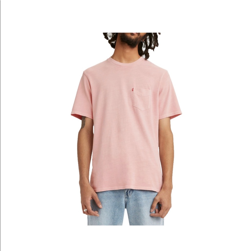 Levi’s Pocket Tee
